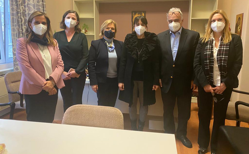 Για πρώτη φορά mega εμβολιαστικό κέντρο μέσα σε νοσοκομείο