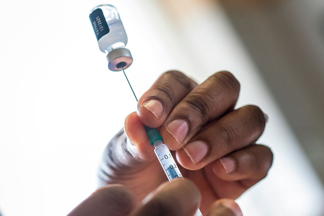 Αντιμετώπιση ήπιων ανεπιθύμητων ενεργειών του εμβολίου κατά της COVID-19: Μύθοι εναντίον γεγονότων