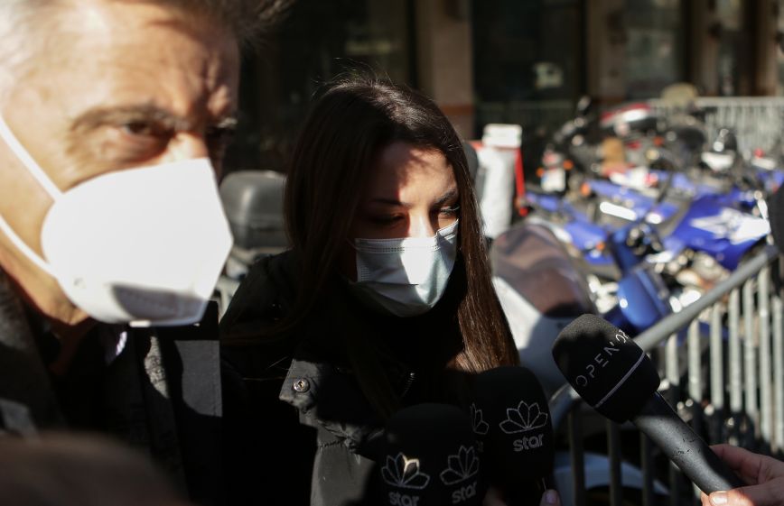 Καταγγελία βιασμού στη Θεσσαλονίκη: «Να μιλήσουν όλα τα κορίτσια» λέει η 24χρονη Γεωργία