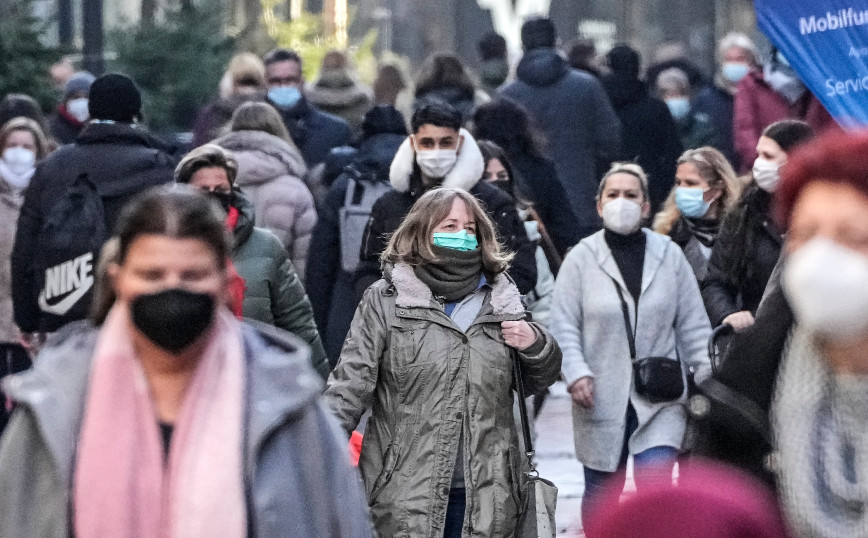 Ποια μέρη είναι τα πιο επικίνδυνα για να κολλήσουμε κορονοϊό &#8211; Οι 10+1 δραστηριότητες που θέλουν προσοχή