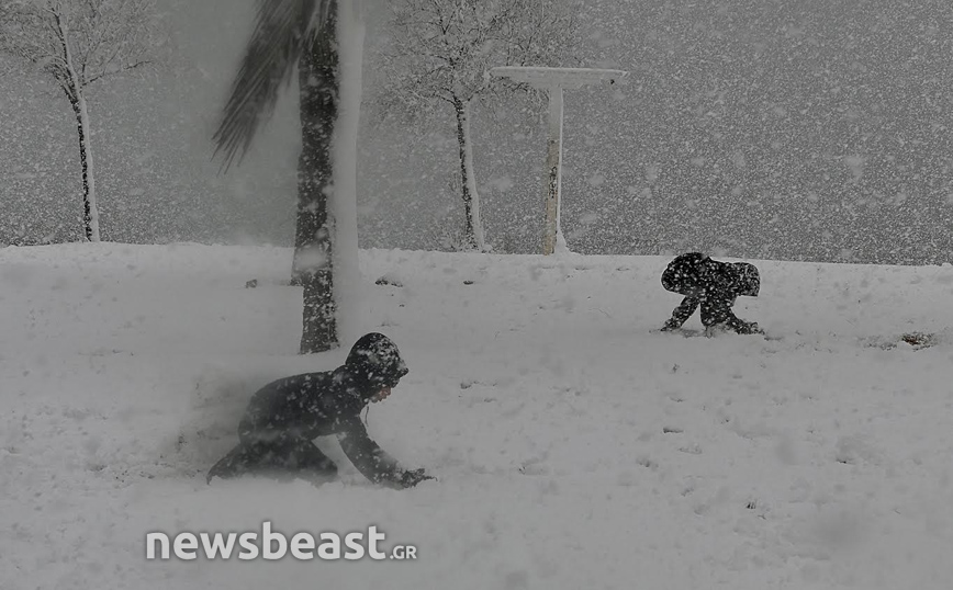Χιόνια στη Γλυφάδα Χιόνια στη Γλυφάδα