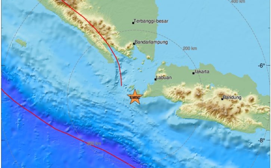Ισχυρός σεισμός 6,7 στην Ινδονησία