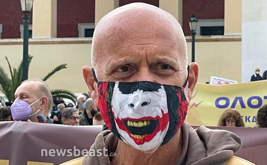 Συγκέντρωση διαμαρτυρίας καλλιτεχνών στα Προπυλαία Συγκέντρωση διαμαρτυρίας καλλιτεχνών στα Προπυλαία