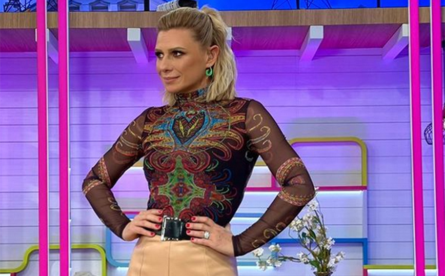 Δύσκολες ώρες για την Κατερίνα Καραβάτου – Στο πένθος ξανά η παρουσιάστρια