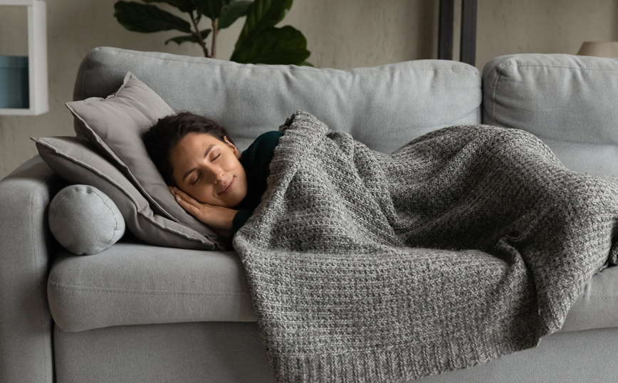 Power nap: Πώς λειτουργεί ο μεσημεριανός ύπνος για την υγεία