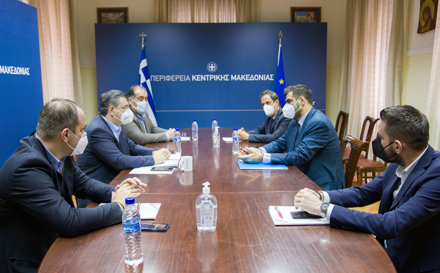 Επίσκεψη του Παύλου Μαρινάκη στη Θεσσαλονίκη Επίσκεψη του Παύλου Μαρινάκη στη Θεσσαλονίκη