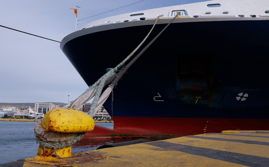 Απεργία: Δεμένα να πλοία στα λιμάνια την Τετάρτη 9 Νοεμβρίου