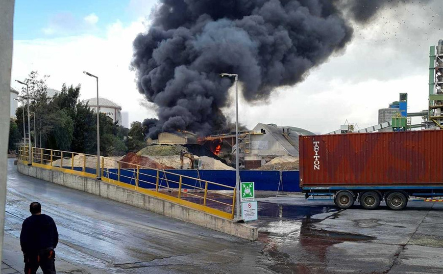 Κύπρος: Φωτιά σε αποθήκη εναλλακτικών καυσίμων στα τσιμεντοποιεία Βασιλικού