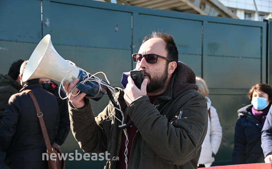 Συγκέντρωση μαθητών εκπαιδευτικών στο Υπ. Παιδείας Συγκέντρωση μαθητών εκπαιδευτικών στο Υπ. Παιδείας