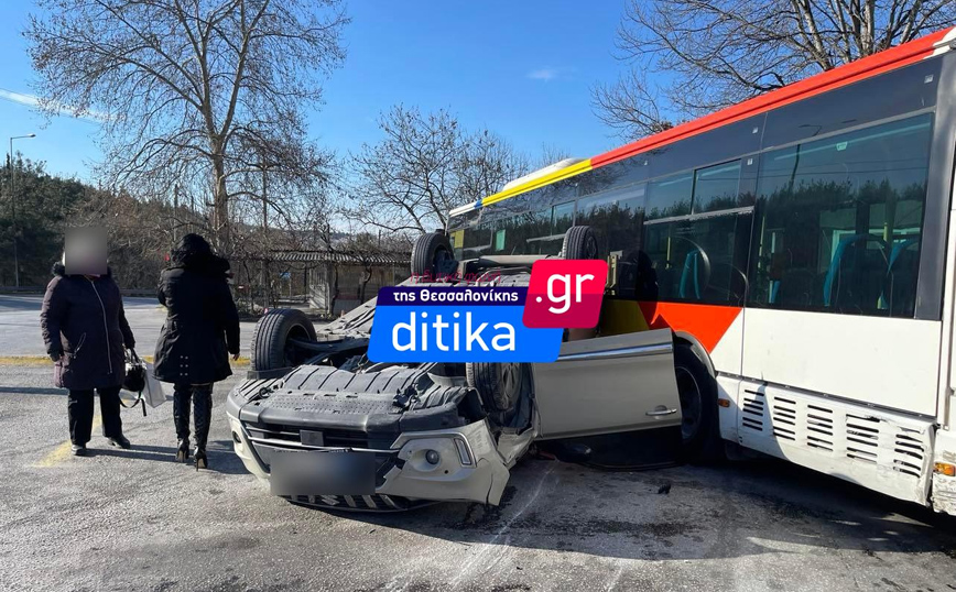 Θεσσαλονίκη: Σύγκρουση δύο αυτοκινήτων &#8211; Το ένα έπεσε πάνω σε λεωφορείο και το δεύτερο σε σπίτι