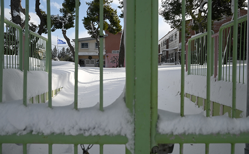Κακοκαιρία Bianca: Κλειστά σχολεία στη Μακεδονία – Σφοδρές χιονοπτώσεις το βράδυ