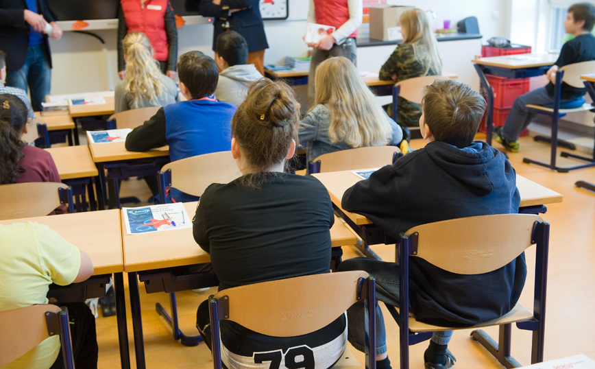 Κορονοϊός &#8211; Ολλανδία: Ανοίγουν τα σχολεία στις 10 Ιανουαρίου, παρά τα αυξημένα κρούσματα