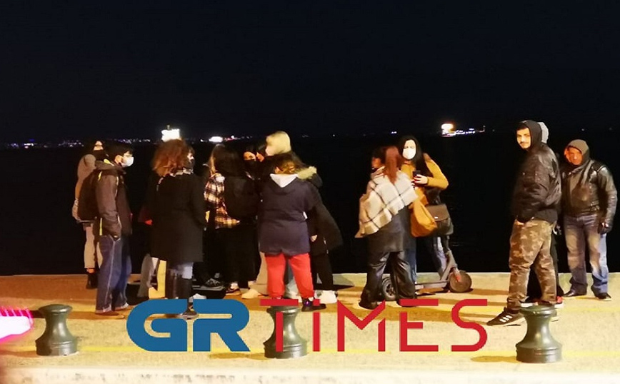 Υπόθεση ομαδικού βιασμού: Διαμαρτυρία σε εξέλιξη στη Θεσσαλονίκη Υπόθεση ομαδικού βιασμού: Διαμαρτυρία σε εξέλιξη στη Θεσσαλονίκη