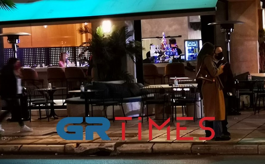 Υπόθεση ομαδικού βιασμού: Διαμαρτυρία σε εξέλιξη στη Θεσσαλονίκη Υπόθεση ομαδικού βιασμού: Διαμαρτυρία σε εξέλιξη στη Θεσσαλονίκη