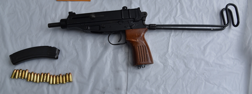 Στη φάκα της ΕΛ.ΑΣ. η συμμορία ληστών με Kalashnikov Στη φάκα της ΕΛ.ΑΣ. η συμμορία ληστών με Kalashnikov