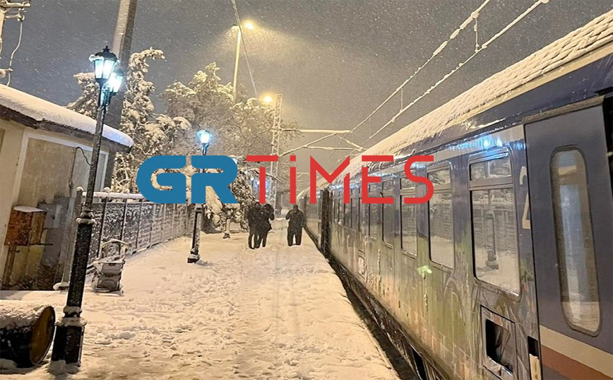 Κακοκαιρία Ελπίδα: Έληξε η ταλαιπωρία των επιβατών τρένων – Εγκλωβισμένοι για ώρες σε Λιανοκλάδι και Οινόη