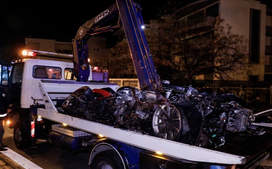 Άμορφη μάζα η Ferrari