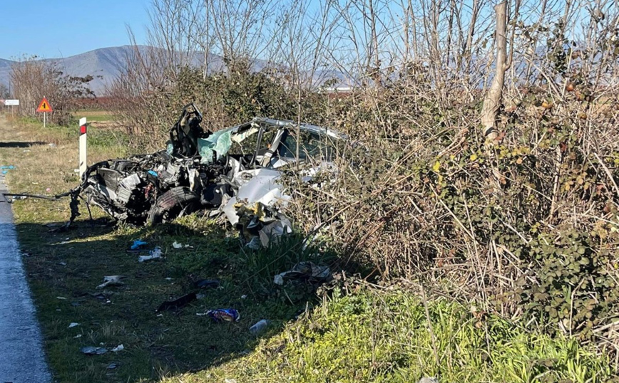 Σοβαρό τροχαίο στη Λάρισας - Τυρνάβου Σοβαρό τροχαίο στη Λάρισας - Τυρνάβου