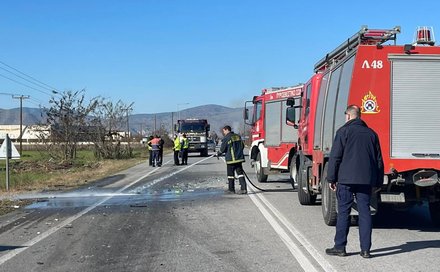 Σοβαρό τροχαίο στη Λάρισας - Τυρνάβου Σοβαρό τροχαίο στη Λάρισας - Τυρνάβου