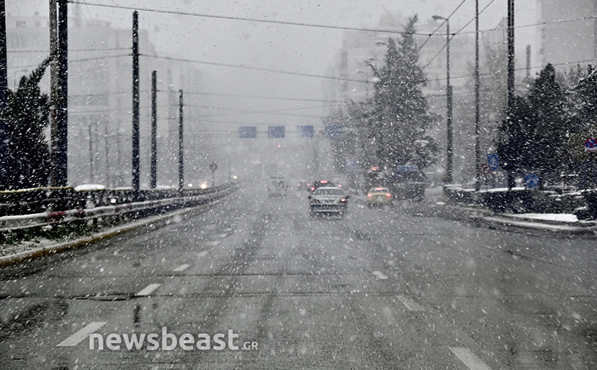 Χιόνια στην Αθήνα Χιόνια στην Αθήνα