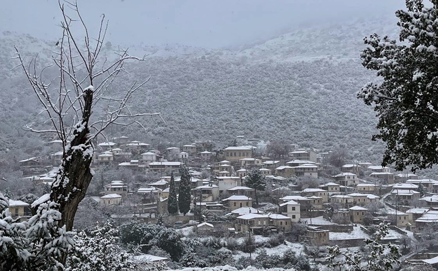 Χιόνια και θυελλώδεις άνεμοι Χιόνια και θυελλώδεις άνεμοι