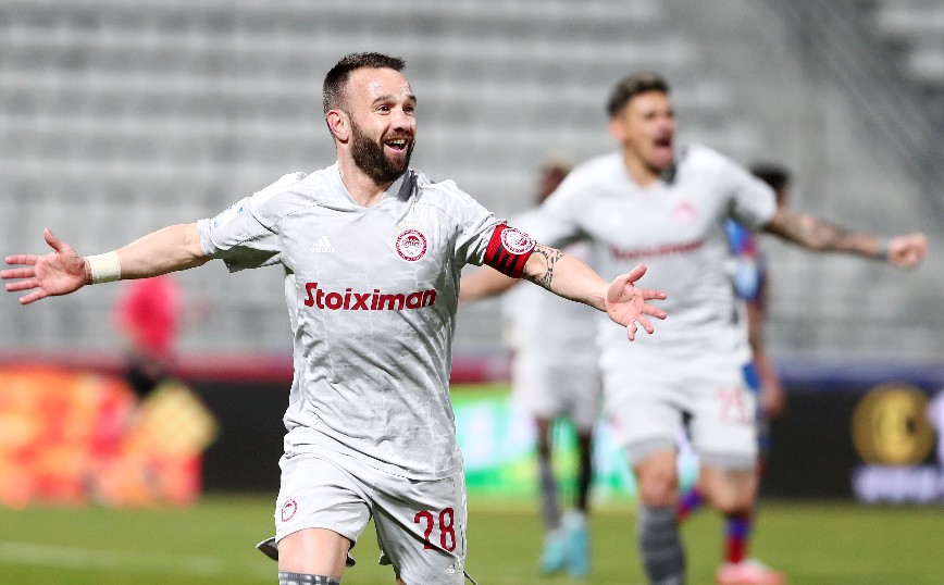 Super League: Με λυτρωτή Βαλμπουενά πέρασε ο Ολυμπιακός από τον Βόλο – Δείτε το γκολ