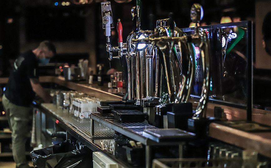 Άλμα στην κανονικότητα από το Σάββατο &#8211; Τι σήμανε την χαλάρωση των μέτρων &#8211; Γιατί είπαν «όχι» στα καρναβάλια 