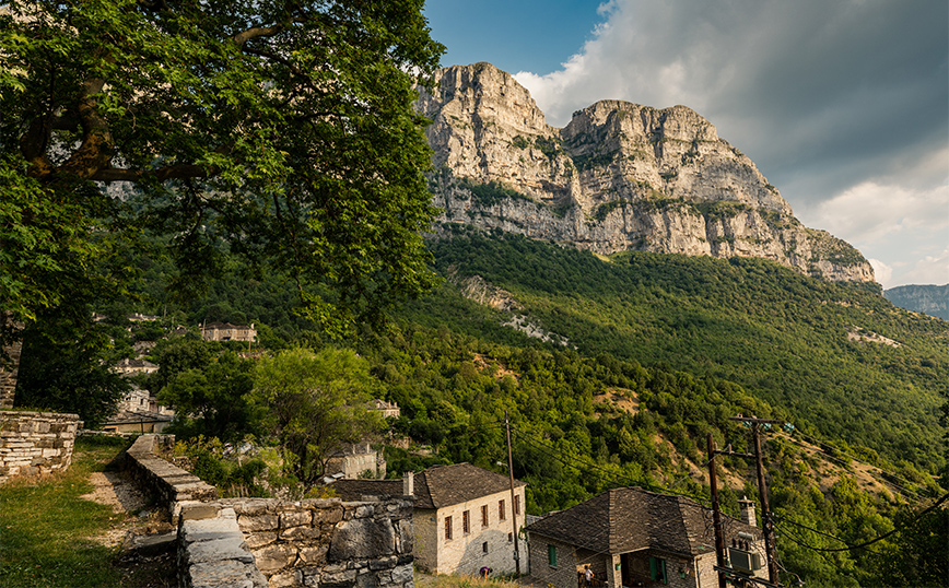 Πέτρινα κτίρια στο Μικρό Πάπιγκο