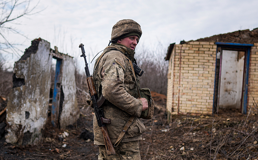 Εισβολή στην Ουκρανία: Ο ρωσικός στρατός πήρε τον έλεγχο αγωγού παροχής νερού στην Κριμαία