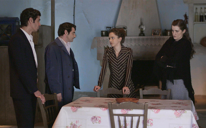 Άγριες Μέλισσες Άγριες Μέλισσες