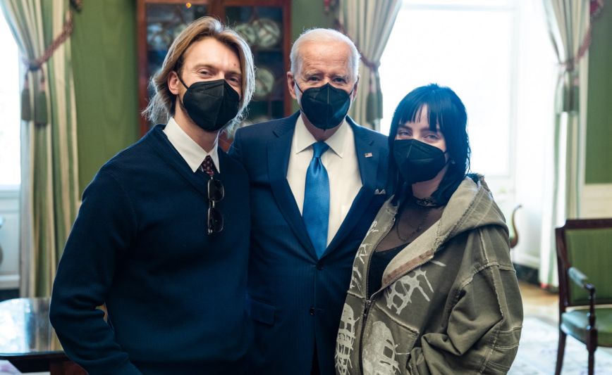 Η Μπίλι και ο Φινέας Άιλις στον Λευκό Οίκο &#8211; Συναντήθηκαν με τον Τζο Μπάιντεν