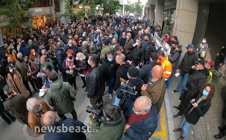 Συγκέντρωση εργαζομένων στη Λάρκο Συγκέντρωση εργαζομένων στη Λάρκο