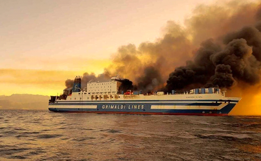 Euroferry Olympia: «Ο άλλος βγήκε ξυπόλυτος, οι διασώστες δεν μπορούν να μπουν;» &#8211; Ξέσπασε σύζυγος αγνοούμενου