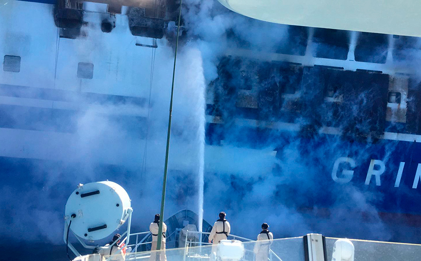 Euroferry Olympia: Δείτε νέες φωτογραφίες από την πύρινη κόλαση στο πλοίο