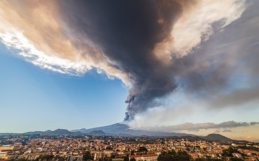 Ιταλία: Επαναλειτουργεί το αεροδρόμιο της Κατάνης