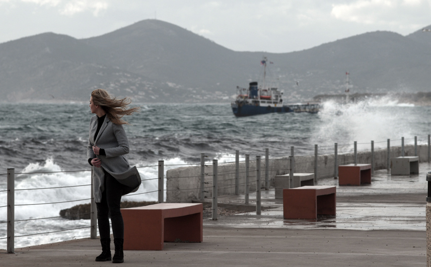 Απαγορευτικό απόπλου από Πειραιά, Ραφήνα και Λαύριο