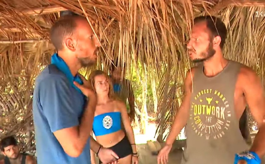 Survivor 5: Μυρίζει μπαρούτι στην ομάδα των Μπλε – Καυγάδες, κατηγορίες για κλεψιές και πανζουρλισμός