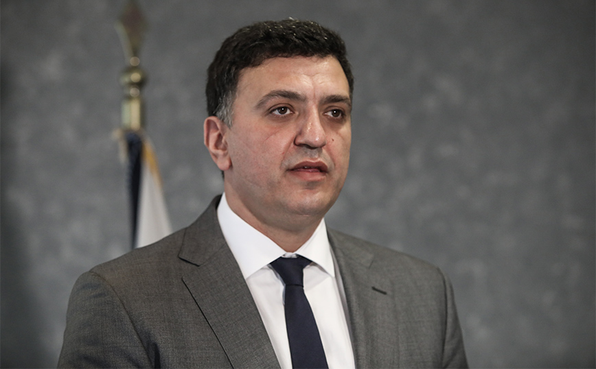 Κικίλιας: Πάνω από 3 εκατ. Βρετανοί στην Ελλάδα το 2022, νέες πτήσεις και επέκταση της τουριστικής περιόδου