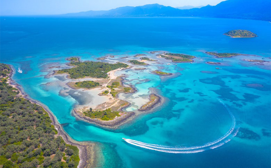 Μαγική θαλάσσια περιήγηση με τη Lichas Cruises, στα Λιχαδονήσια, τις «Σεϋχέλλες» της Βόρειας Εύβοιας