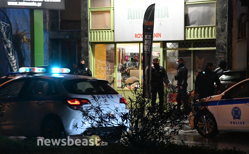 Συναγερμός στη Νέα Ιωνία: Διαρρήκτης έχει εγκλωβιστεί σε διαμέρισμα αστυνομικού Συναγερμός στη Νέα Ιωνία: Διαρρήκτης έχει εγκλωβιστεί σε διαμέρισμα αστυνομικού