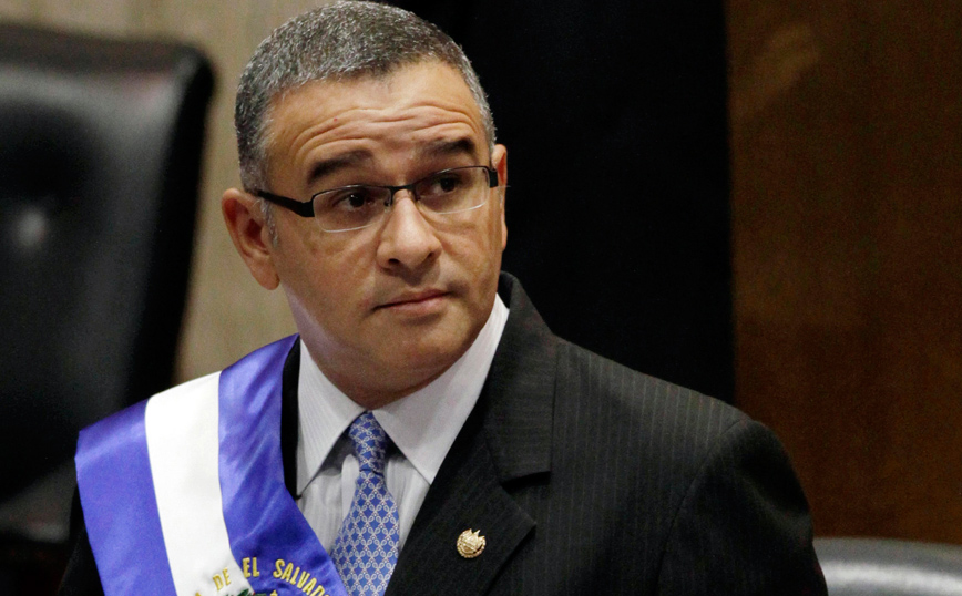 Ελ Σαλβαδόρ: Πρώην πρόεδρος κατηγορείται ότι πήρε αεροπλάνο ως δώρο για να δώσει σε εταιρεία δημόσια έργα