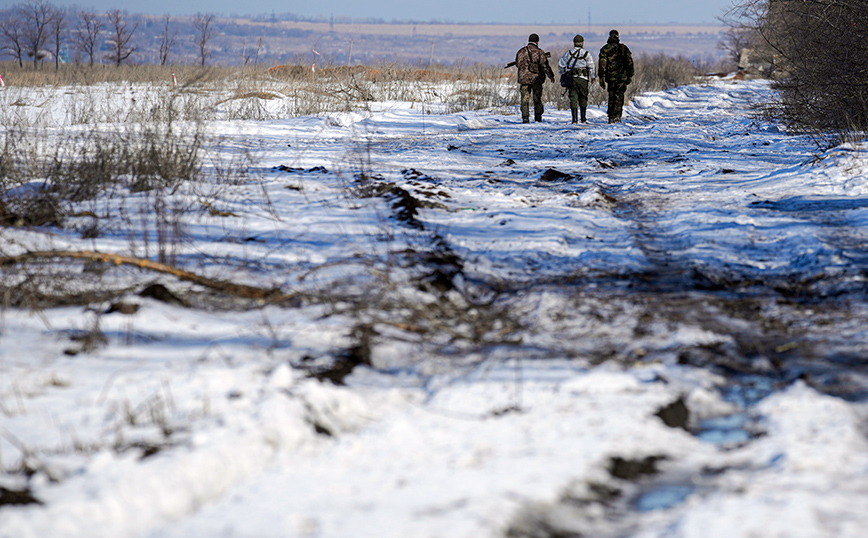 Ουκρανία: Ρωσικά στρατεύματα που είχαν αναπτυχθεί στα σύνορα επιστρέφουν στους στρατώνες