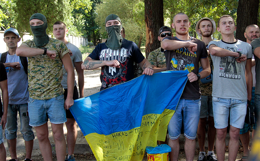 Οι ουκρανοί νεοναζί του Τάγματος Αζόφ Οι ουκρανοί νεοναζί του Τάγματος Αζόφ