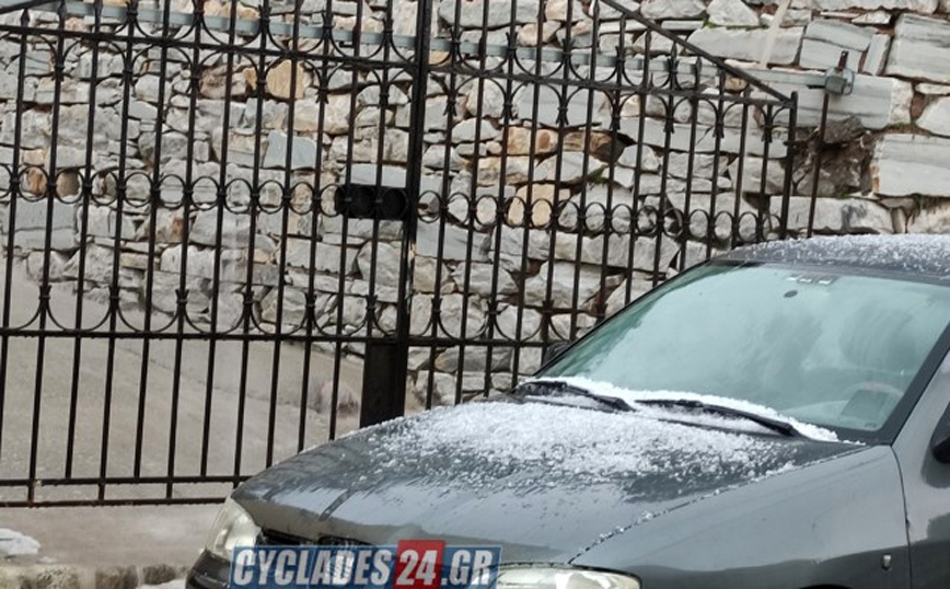 Πάρος: Απίστευτη χαλαζόπτωση στο νησί