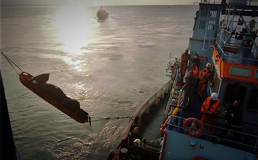 Euroferry Olympia: Εντοπίστηκε κι άλλη σορός στο τρίτο γκαράζ του πλοίου