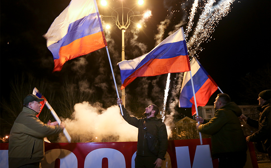 Ρωσόφιλοι κάτοικοι στην ανατολική Ουκρανία Ρωσόφιλοι κάτοικοι στην ανατολική Ουκρανία