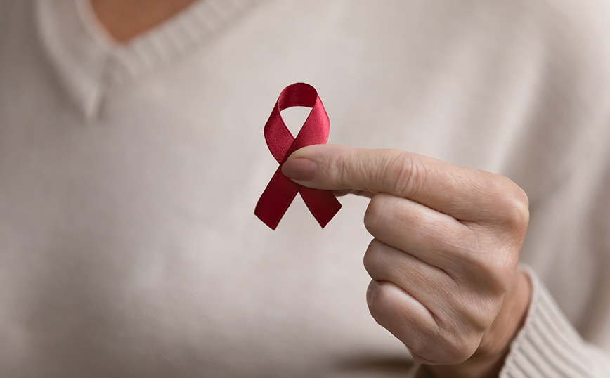HIV: Γυναίκα με λευχαιμία νίκησε τον ιό – Η νέα πρωτοποριακή θεραπεία
