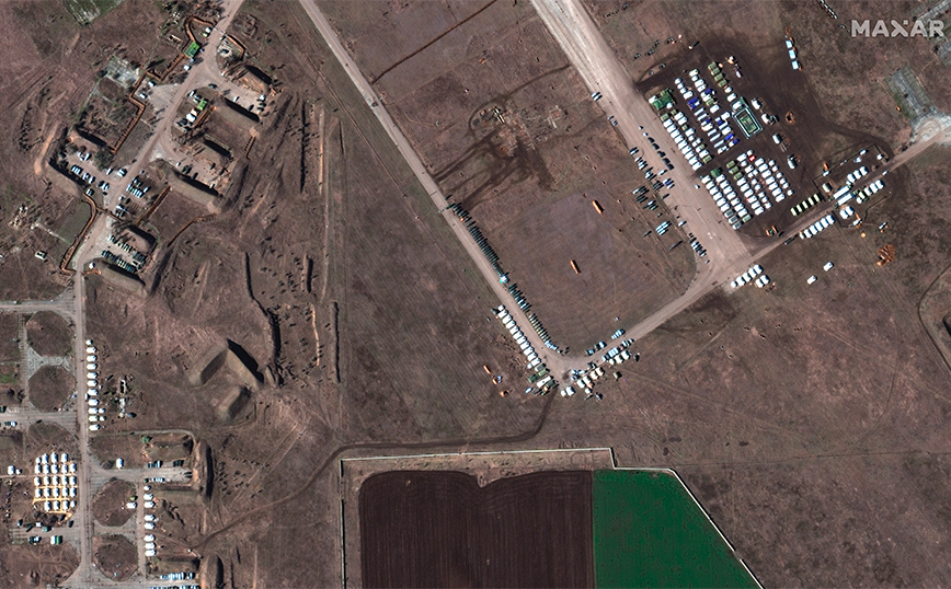 Φωτογραφίες από εμπορικούς δορυφόρους δείχνουν νέες ρωσικές στρατιωτικές αναπτύξεις κοντά στην Ουκρανία