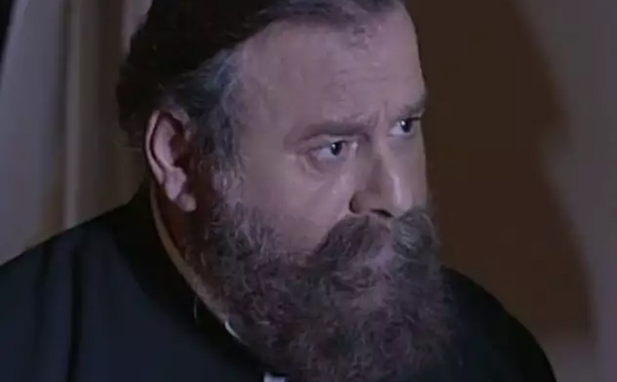 Άγριες Μέλισσες: Ο Κωστής Σαββιδάκης αποχαιρέτησε τον παπά-Γρηγόρη – «Θα σας κουβαλάω πάντα μέσα στην καρδιά μου»