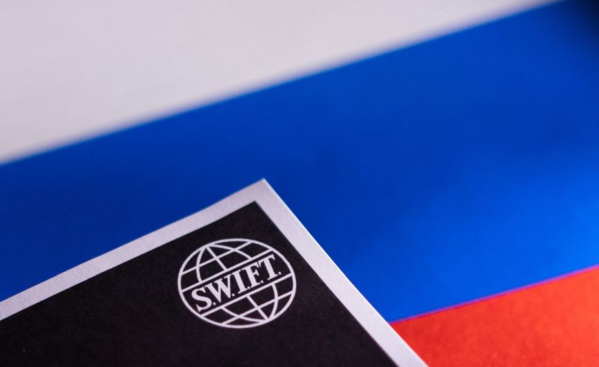 Συνεργασία Ρωσίας &#8211; Κίνας για τη δημιουργία εναλλακτικού SWIFT